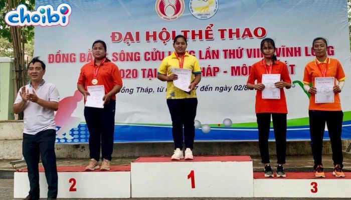 Từ một cô gái quê, Ánh Lan đã trở thành vận động viên vô địch bi sắt
